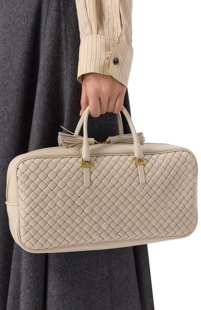Сумка ellio BOTTEGA VENETA кремового цвета по цене 774500 руб., арт. A0060I/V74H0, фото 2 Сумка ellio BOTTEGA VENETA, арт. A0060I/V74H0, фото 2