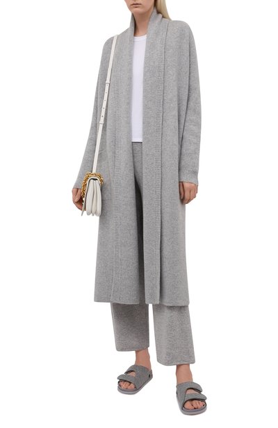 Кашемировый кардиган LE KASHA светло-серого цвета по цене 168000 руб., арт. ITALY00, фото 2 Кашемировый кардиган LE KASHA, арт. ITALY00, фото 2