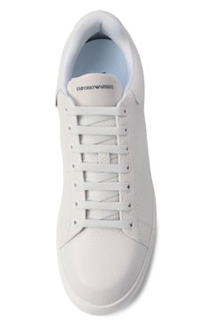 Мужские кожаные кеды EMPORIO ARMANI белого цвета, арт. X4X264/XF768 | Фото 6 (Драгоценные камни: Проставлено; Подошва: Массивная; Материал внутренний: Текстиль; Материал сплава: Проставлено; Стили: Классический; Материал внешний: Натуральная кожа; Кросс-КТ: Низкие)
