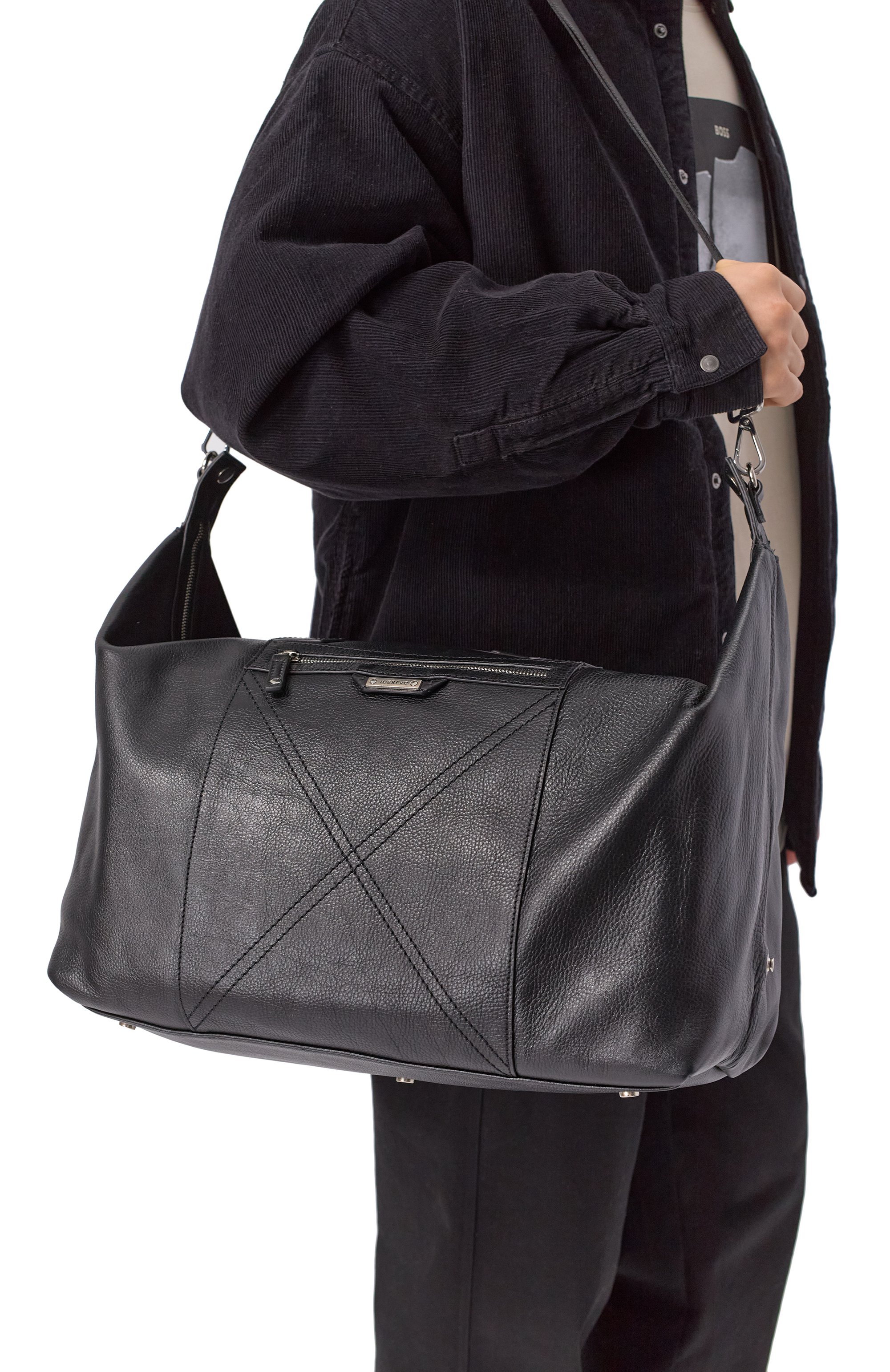 Сумка ICEBERG черного цвета по цене 74150 руб., арт. 7201/6820, фото 2 Сумка ICEBERG, арт. 7201/6820, фото 2