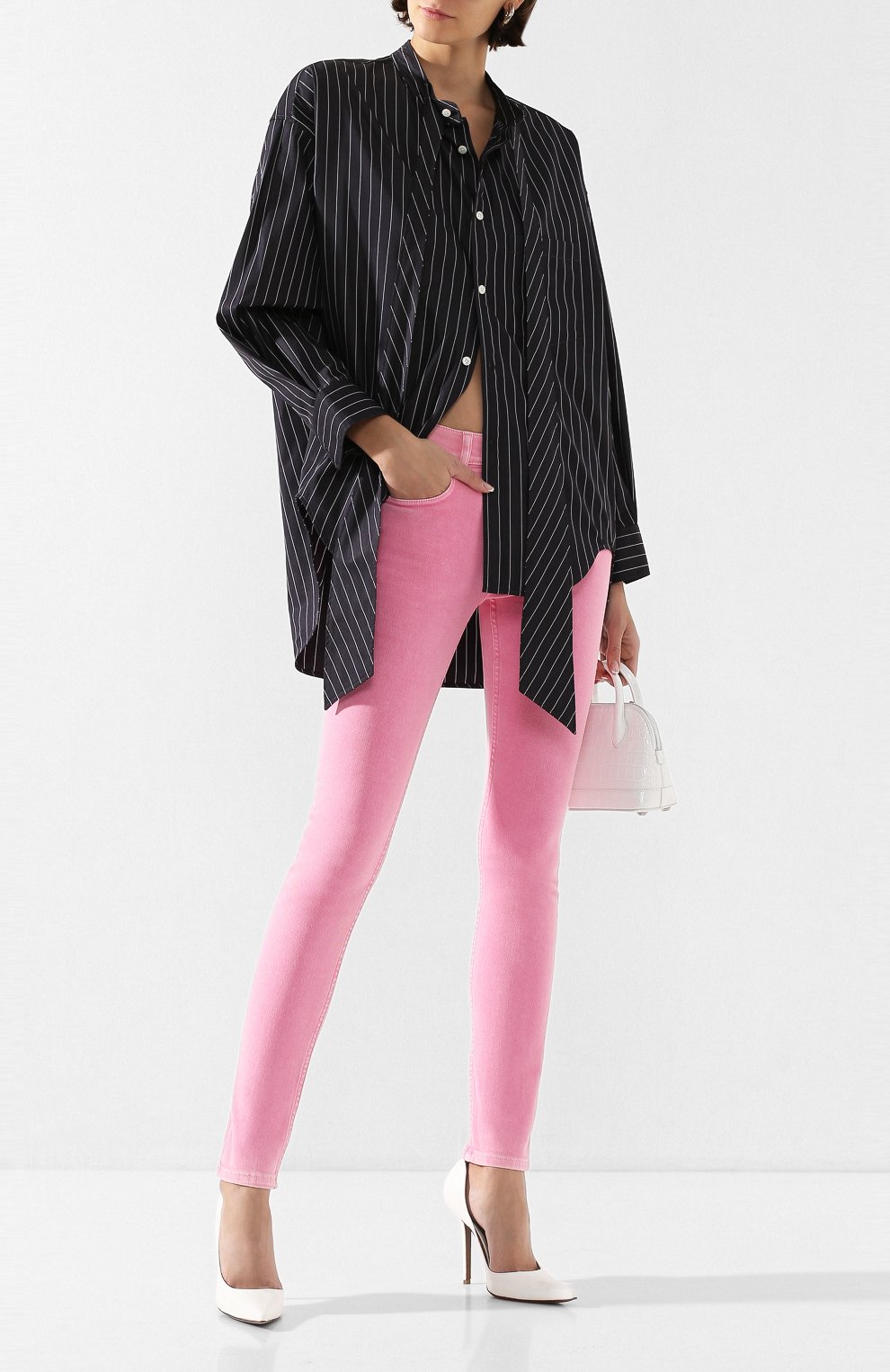 Джинсы BALENCIAGA розового цвета по цене 29450 руб., арт. 557364/TFW06, фото 2 Джинсы BALENCIAGA, арт. 557364/TFW06, фото 2