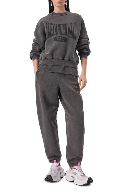 Хлопковый свитшот ALEXANDERWANG.T темно-серого цвета по цене 49700 руб., арт. 4CC2251539, фото 2 Хлопковый свитшот ALEXANDERWANG.T, арт. 4CC2251539, фото 2