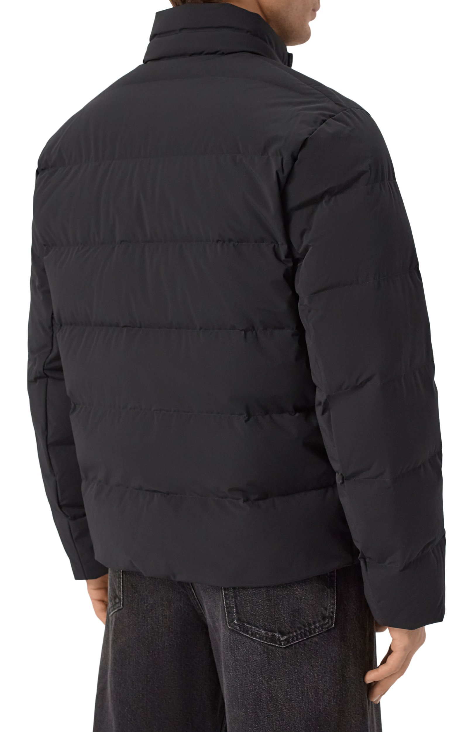Пуховик EMPORIO ARMANI черного цвета по цене 57900 руб., арт. EM004948/AF18499, фото 4 Пуховик EMPORIO ARMANI, арт. EM004948/AF18499, фото 4