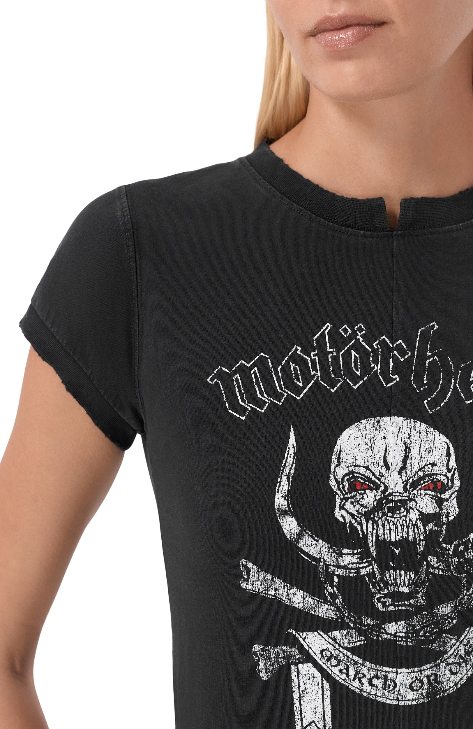 Хлопковая футболка vetements x motörhead VETEMENTS черного цвета по цене 89250 руб., арт. WH27TR245B, фото 5 Хлопковая футболка vetements x motörhead VETEMENTS, арт. WH27TR245B, фото 5