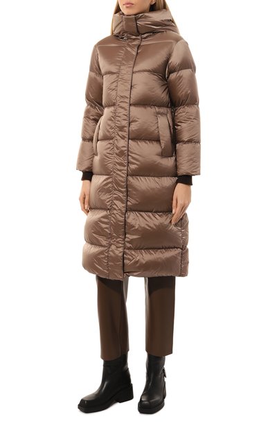 Пуховик HETREGO светло-коричневого цвета по цене 66450 руб., арт. 8N605/KAREN, фото 3 Пуховик HETREGO, арт. 8N605/KAREN, фото 3