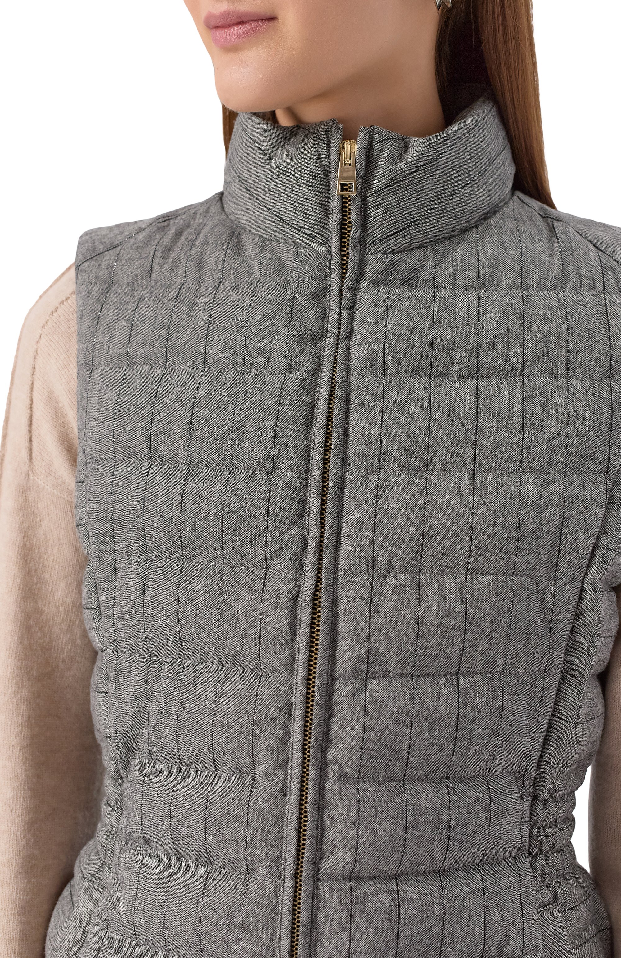 Утепленный жилет LORENA ANTONIAZZI серого цвета по цене 114500 руб., арт. PI30A/5073, фото 5 Утепленный жилет LORENA ANTONIAZZI, арт. PI30A/5073, фото 5