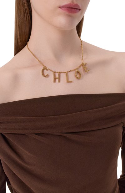 Колье CHLOÉ золотого цвета по цене 69100 руб., арт. CH25AJN08CB7, фото 2 Колье CHLOÉ, арт. CH25AJN08CB7, фото 2