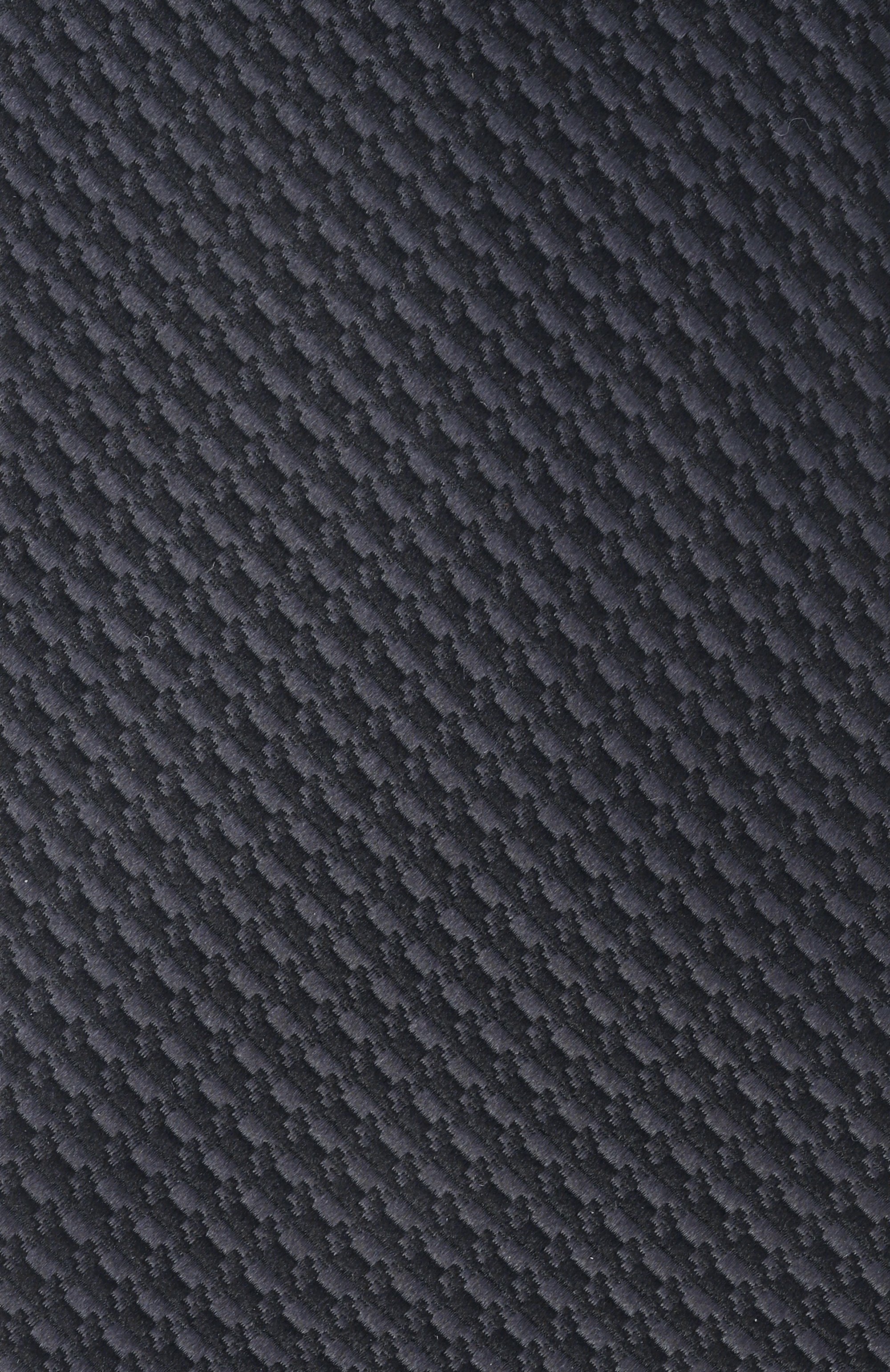 Шелковый галстук KITON черного цвета по цене 39950 руб., арт. UCRVKLC07L63, фото 4 Шелковый галстук KITON, арт. UCRVKLC07L63, фото 4