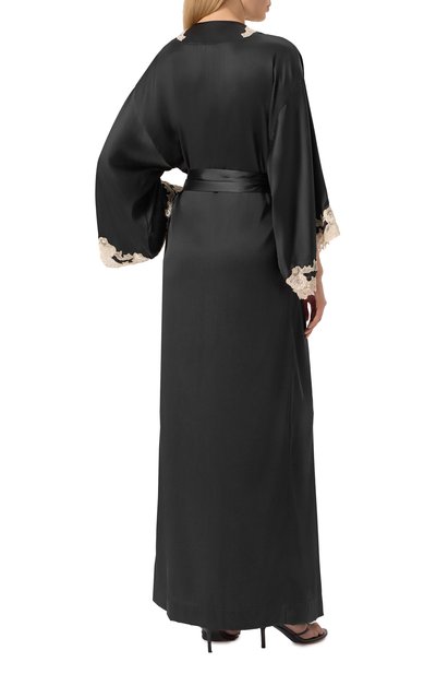 Шелковый халат C.ALLA черного цвета по цене 139500 руб., арт. 333/L0NG, фото 4 Шелковый халат C.ALLA, арт. 333/L0NG, фото 4