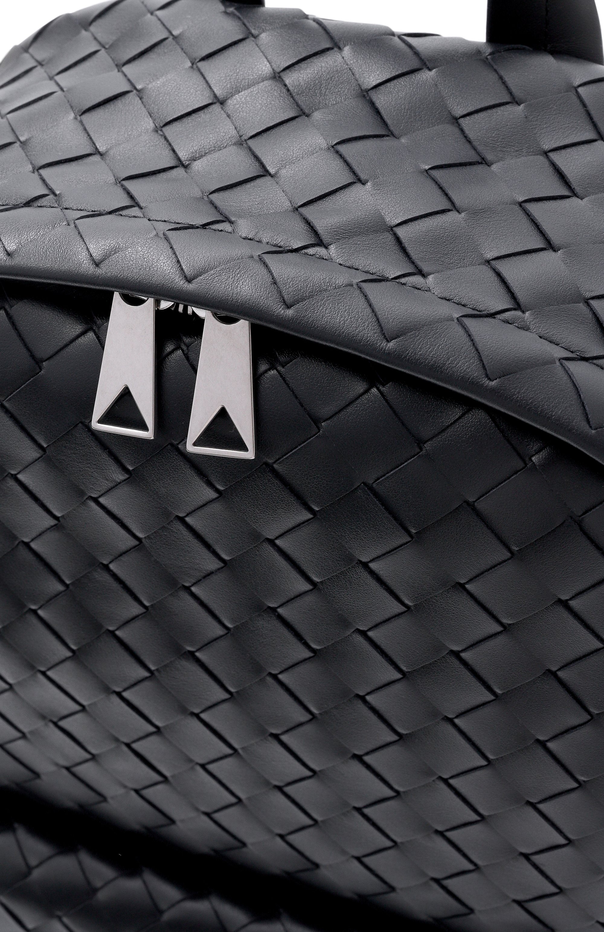 Рюкзак BOTTEGA VENETA темно-синего цвета по цене 485000 руб., арт. 828527/V2HL2, фото 5 Рюкзак BOTTEGA VENETA, арт. 828527/V2HL2, фото 5