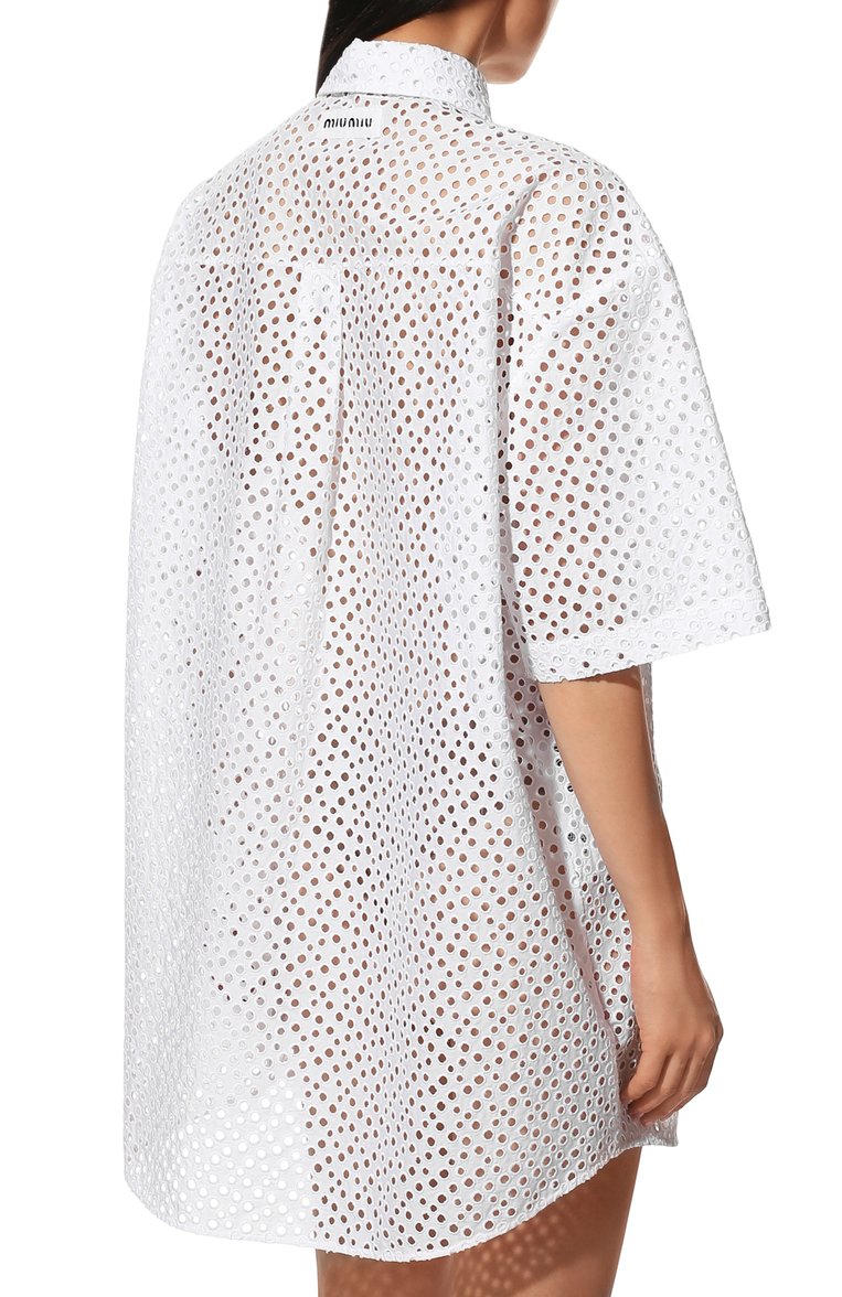 Женское хлопковое платье MIU MIU белого цвета, арт. MF4529-1EWL-F0009 | Фото 4 (Длина Ж (юбки, платья, шорты): Мини; Материал внешний: Хлопок; Стили: Романтичный; Случай: Повседневный; Женское Кросс-КТ: Платье-одежда; Рукава: Короткие; Драгоценные камни: Проставлено; Нос: Не проставлено; Материал сплава: Проставлено)