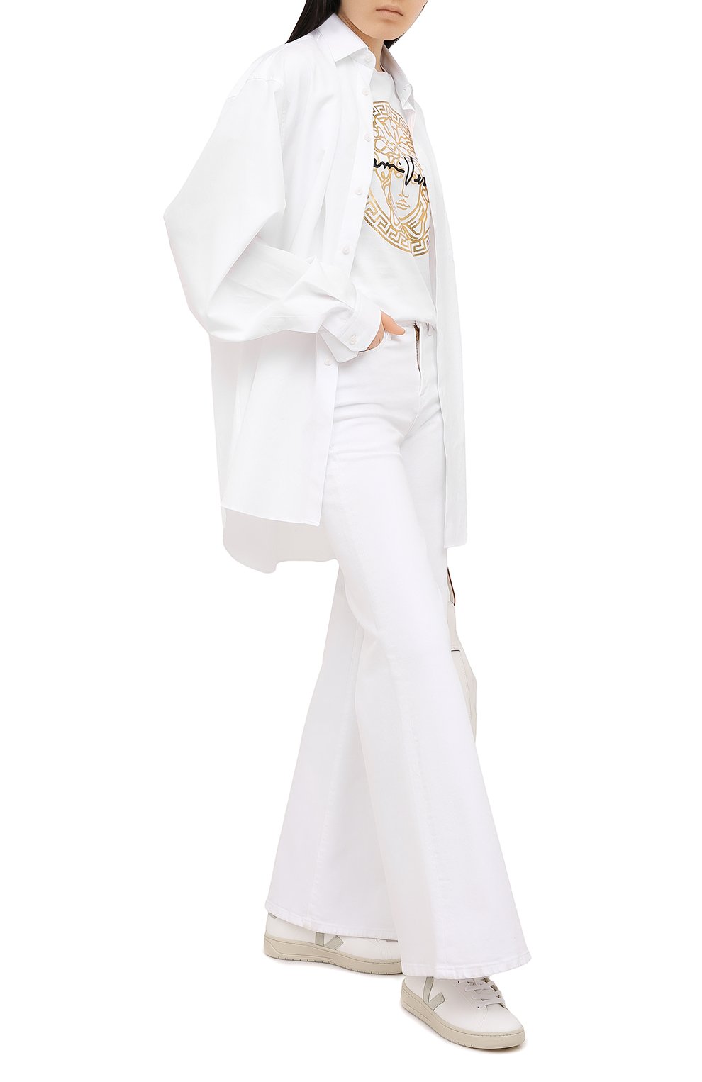 Хлопковая футболка VERSACE белого цвета по цене 29950 руб., арт. A87456/A228806, фото 2 Хлопковая футболка VERSACE, арт. A87456/A228806, фото 2