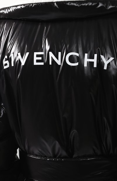 Двустороннее пальто GIVENCHY черно-белого цвета по цене 185500 руб., арт. BW005W101L, фото 5 Двустороннее пальто GIVENCHY, арт. BW005W101L, фото 5