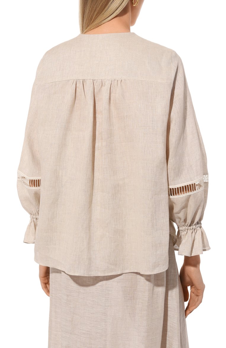 Женская льняная блузка KITON бежевого цвета, арт. D57461H06388 | Фото 4 (Рукава: Длинные; Длина (для топов): Стандартные; Материал внешний: Лен; Стили: Кэжуэл; Принт: Без принта; Женское Кросс-КТ: Блуза-одежда)