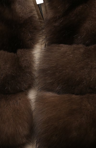 Бомбер из меха соболя и шелка KITON коричневого цвета по цене 3440000 руб., арт. D50686X04R72, фото 5 Бомбер из меха соболя и шелка KITON, арт. D50686X04R72, фото 5