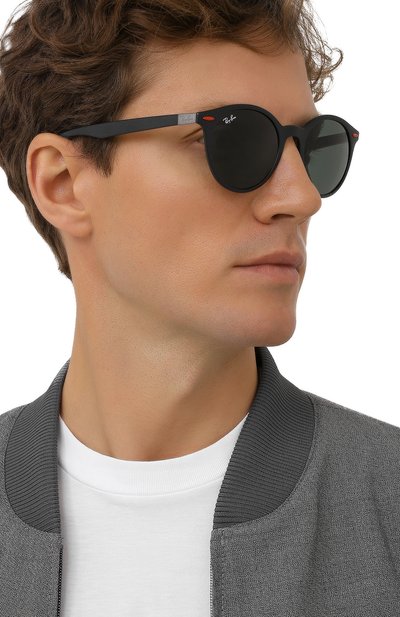 Солнцезащитные очки RAY-BAN черного цвета по цене 26100 руб., арт. 4296M-F60271, фото 3 Солнцезащитные очки RAY-BAN, арт. 4296M-F60271, фото 3