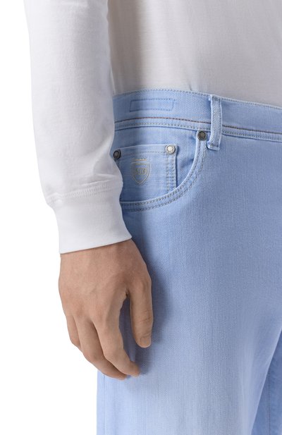 Джинсы roma RICHARD J. BROWN голубого цвета по цене 67350 руб., арт. R0MA RZ/T45, фото 5 Джинсы roma RICHARD J. BROWN, арт. R0MA RZ/T45, фото 5