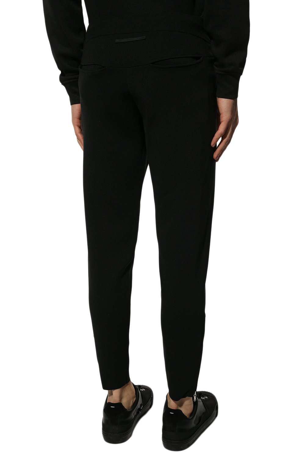 Брюки KAZUYUKI KUMAGAI черного цвета по цене 40900 руб., арт. AK21-041, фото 4 Брюки KAZUYUKI KUMAGAI, арт. AK21-041, фото 4