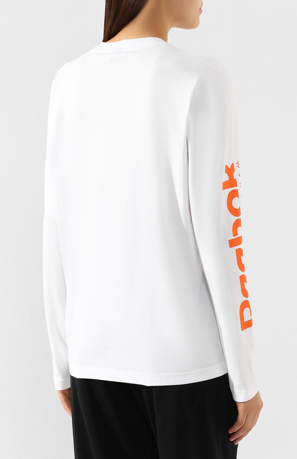 Хлопковый лонгслив REEBOK белого цвета по цене 10550 руб., арт. FI8894, фото 4 Хлопковый лонгслив REEBOK, арт. FI8894, фото 4