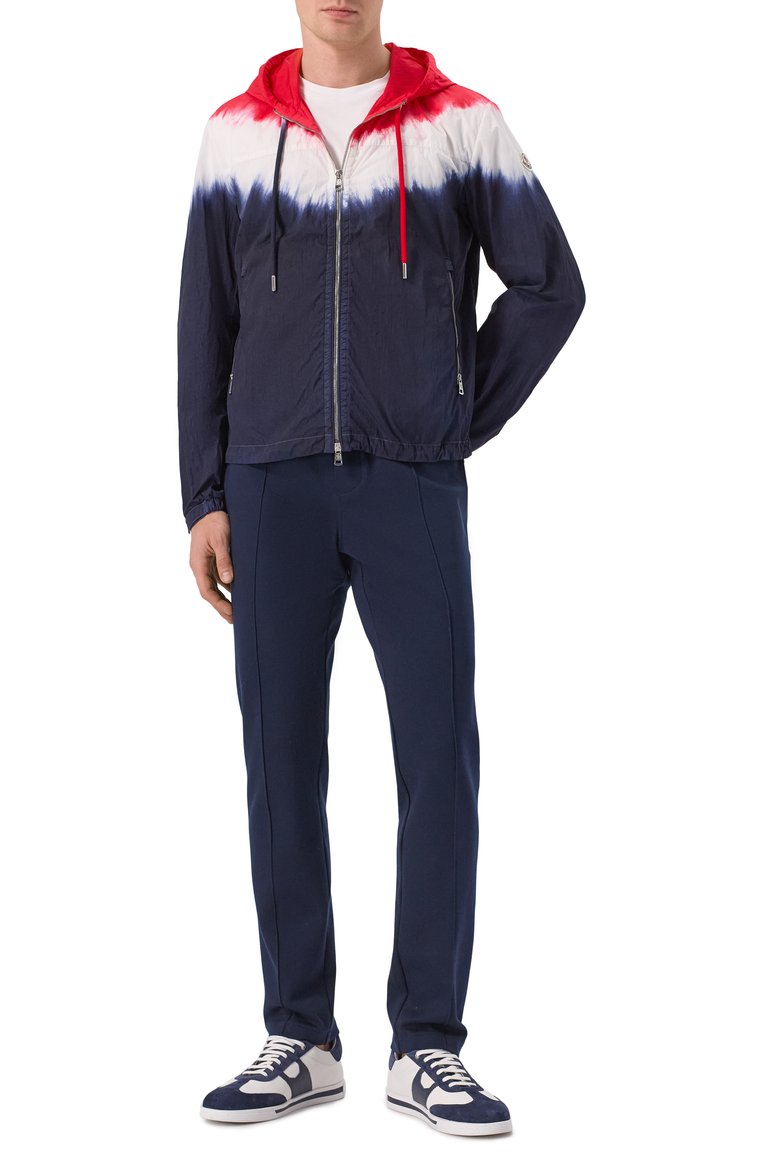 Мужская куртка saut MONCLER темно-синего цвета, арт. 1A703/53705 | Фото 2 (Рукава: Длинные; Материал подклада: Синтетический материал; Длина (верхняя одежда): Короткие; Материал внешний: Синтетический материал; Стили: Кэжуэл; Кросс-КТ: Легкие)