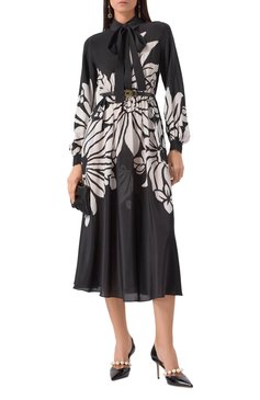 Женское шелковое платье ELIE SAAB черного цвета, арт. D0504 | Фото 2 (Длина Ж (юбки, платья, шорты): Миди; Материал внешний: Шелк; Рукава: Длинные; Женское Кросс-КТ: Платье-одежда; Случай: Повседневный; Стили: Романтичный)