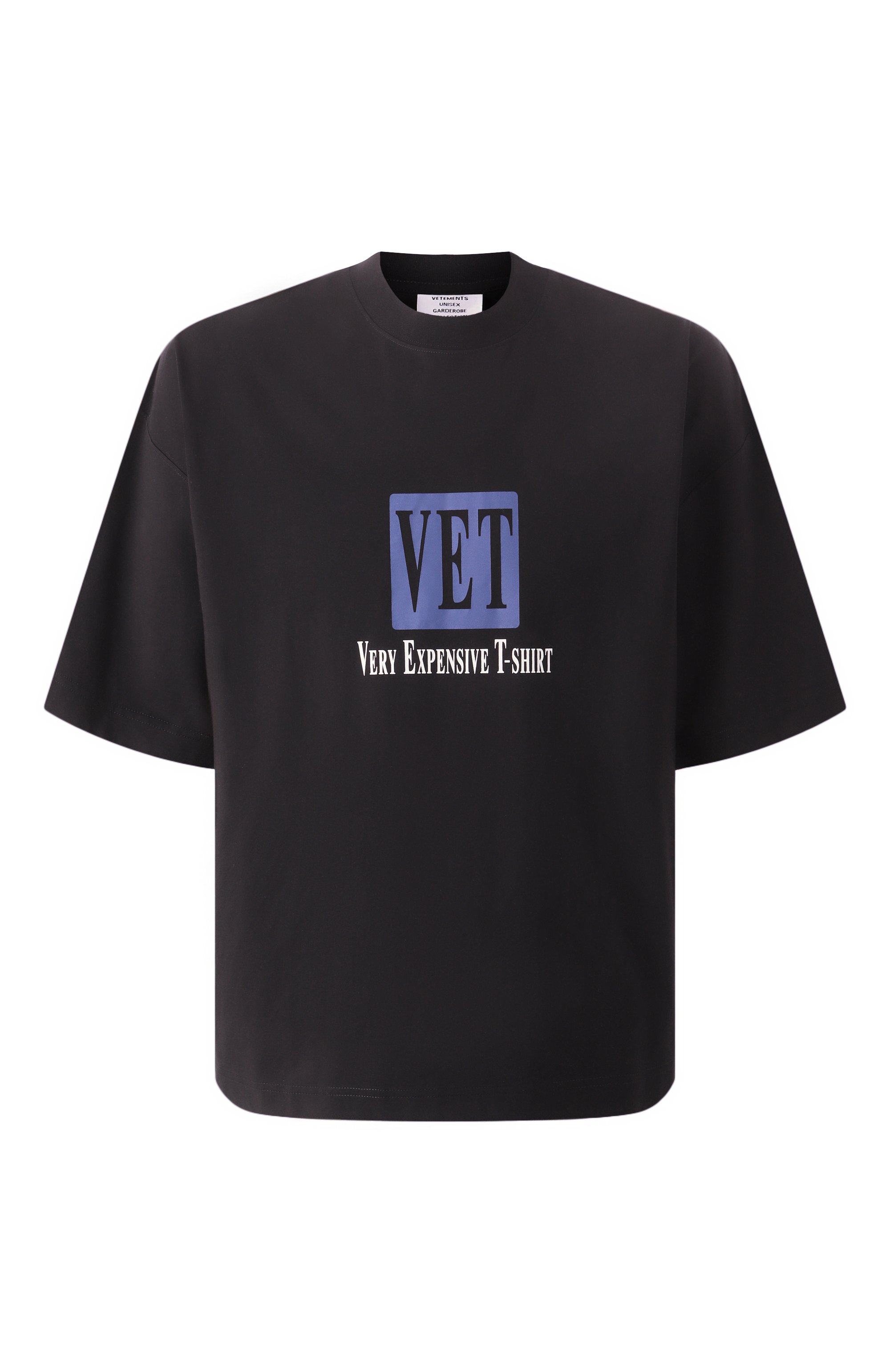 Хлопковая футболка VETEMENTS черного цвета по цене 61550 руб., арт. UA66TR685B, фото 1 Хлопковая футболка VETEMENTS, арт. UA66TR685B, фото 1
