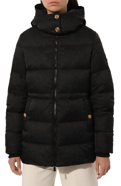 Пуховик VERSACE черного цвета по цене 263500 руб., арт. 1015769/1A11116, фото 3 Пуховик VERSACE, арт. 1015769/1A11116, фото 3