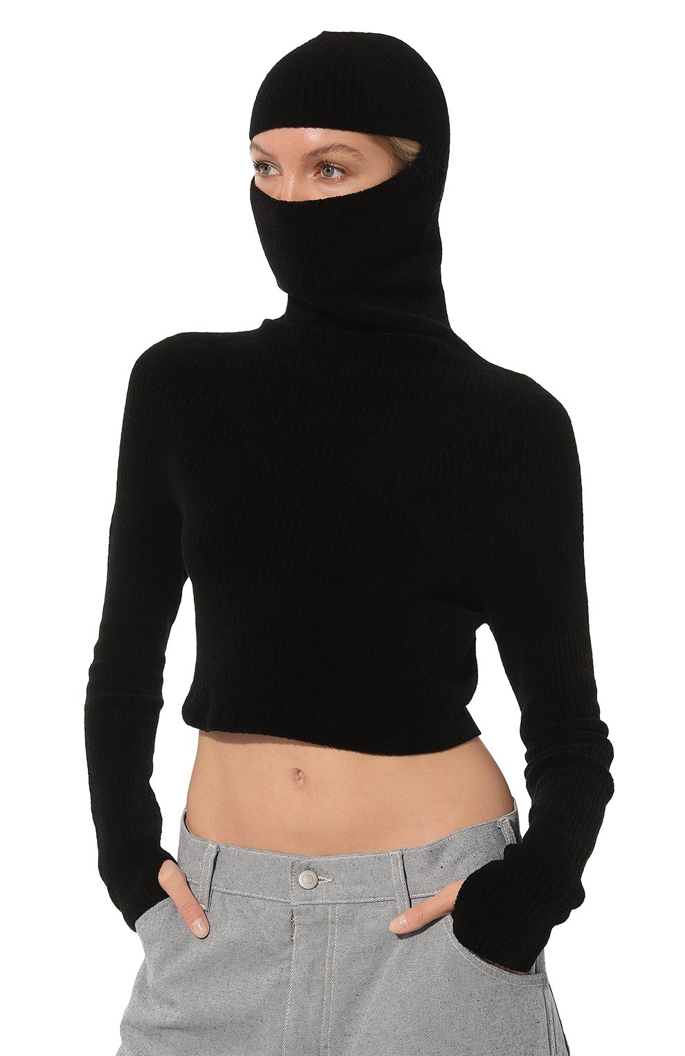 Водолазка с капюшоном JACQUEMUS черного цвета по цене 56250 руб., арт. 22H223KN135/2164BLACK, фото 6 Водолазка с капюшоном JACQUEMUS, арт. 22H223KN135/2164BLACK, фото 6