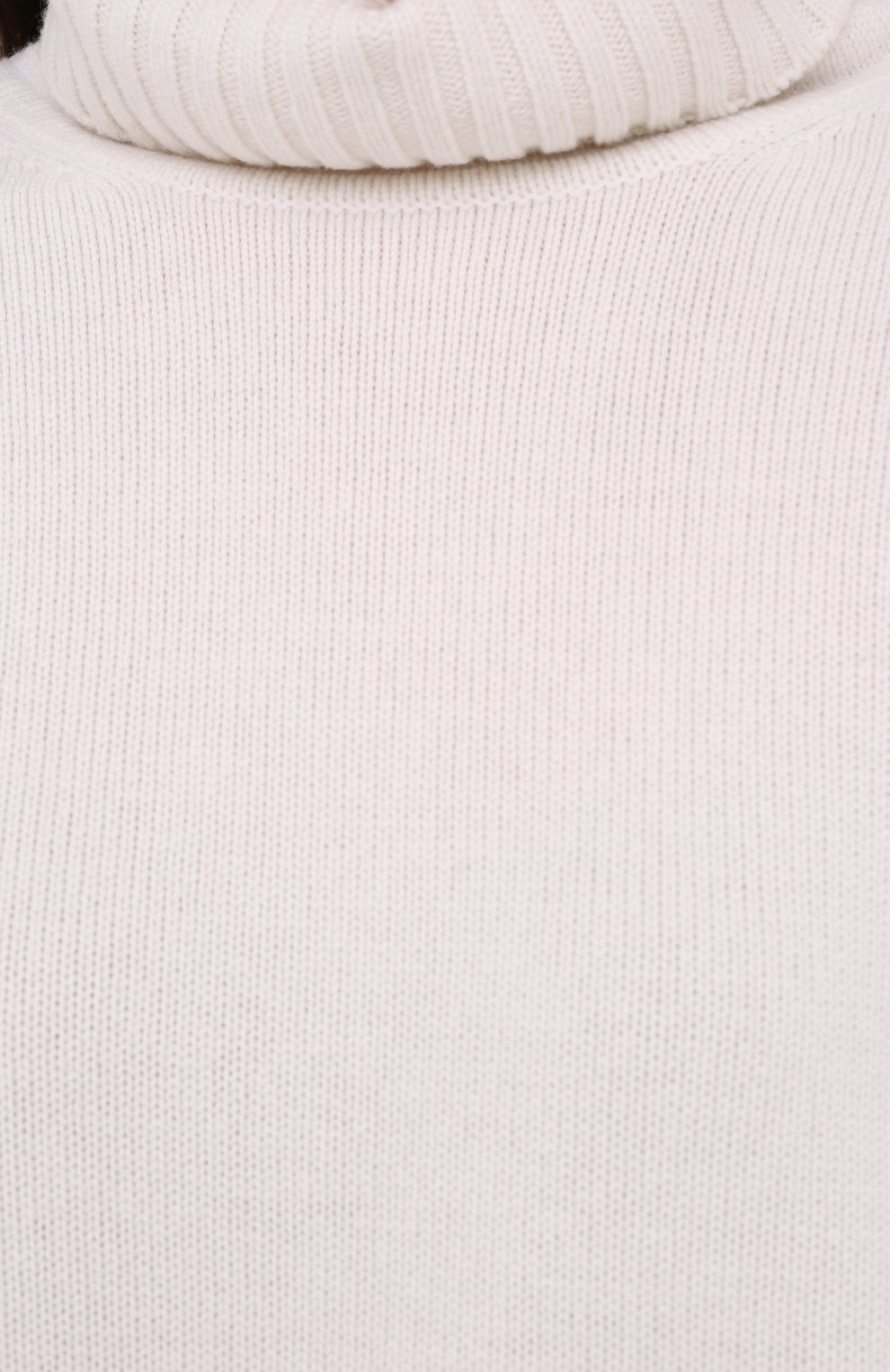 Кашемировый свитер TOM FORD белого цвета по цене 221500 руб., арт. MAK990-YAX226, фото 5 Кашемировый свитер TOM FORD, арт. MAK990-YAX226, фото 5