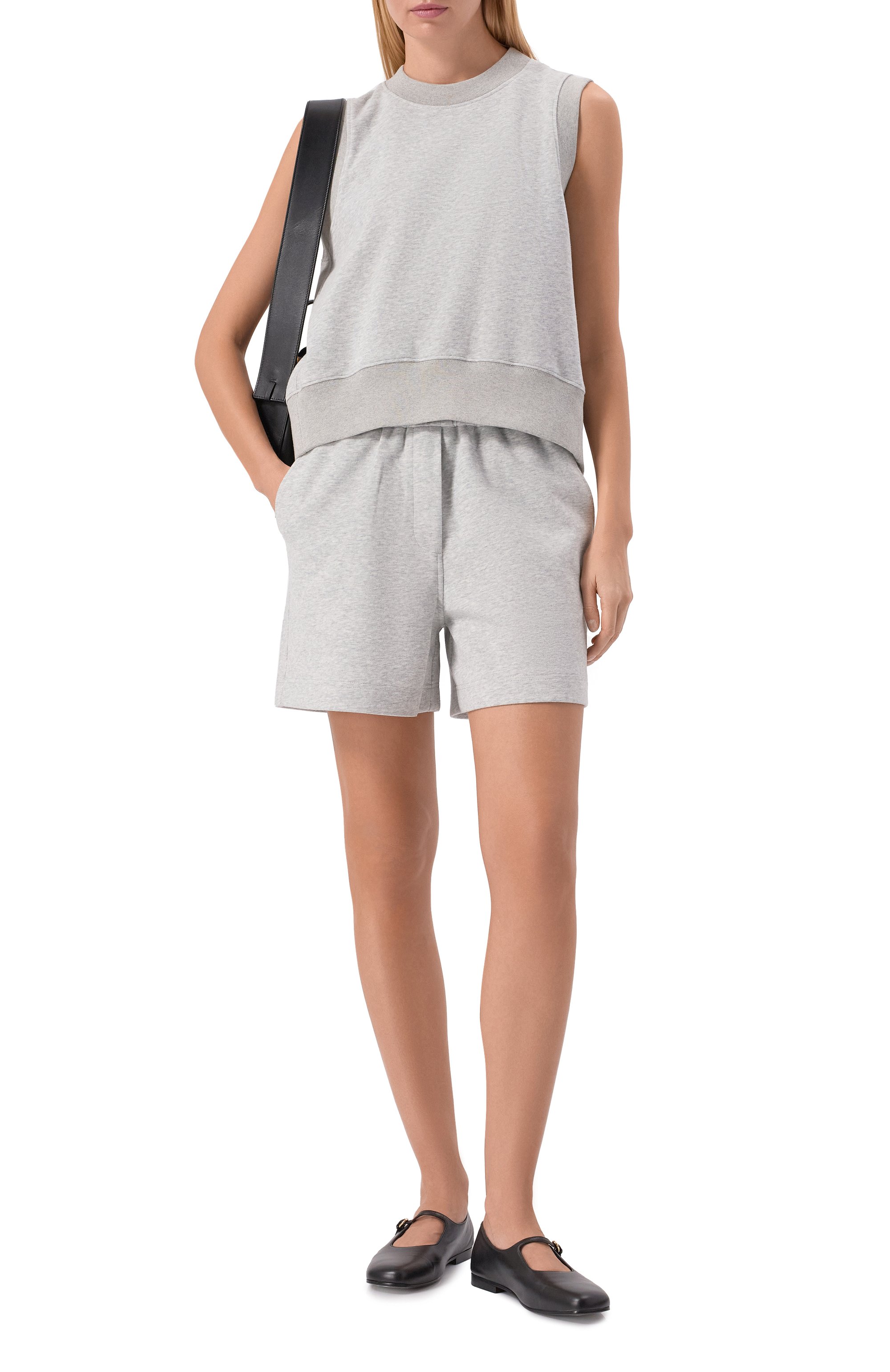 Шорты CO серого цвета по цене 34300 руб., арт. 5129CSNL-C0RE, фото 2 Шорты CO, арт. 5129CSNL-C0RE, фото 2