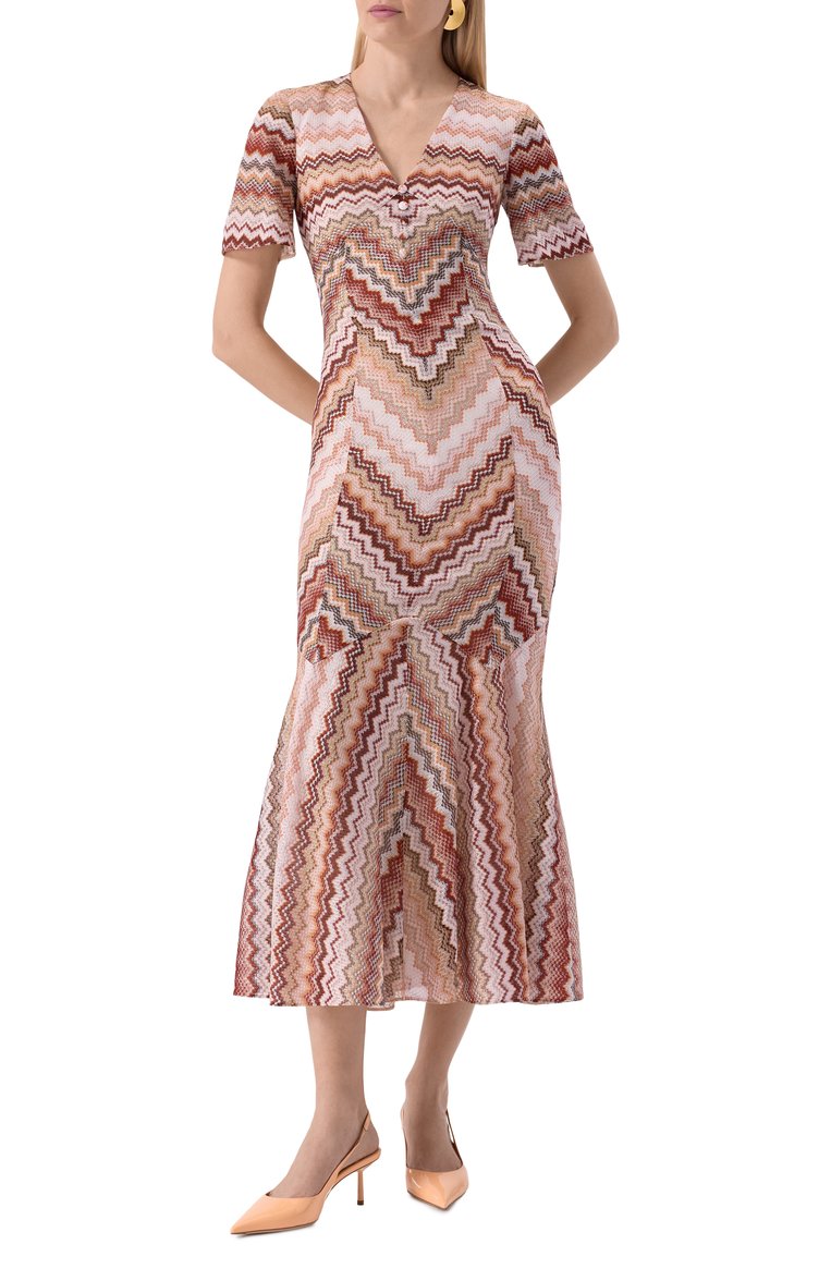 Женское платье из вискозы MISSONI бежевого цвета, арт. DS25SG1J/BR00ZV | Фото 2 (Длина Ж (юбки, платья, шорты): Миди; Материал внешний: Вискоза; Рукава: Короткие; Женское Кросс-КТ: Платье-одежда; Стили: Этно; Кросс-КТ: Трикотаж; Случай: Повседневный; Материал подклада: Синтетический материал)