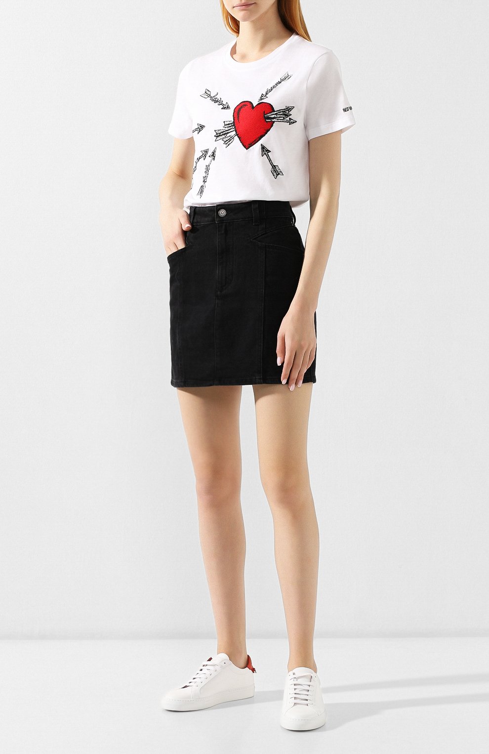Хлопковая футболка REDVALENTINO белого цвета по цене 16750 руб., арт. SR3MG02A/4F0, фото 2 Хлопковая футболка REDVALENTINO, арт. SR3MG02A/4F0, фото 2