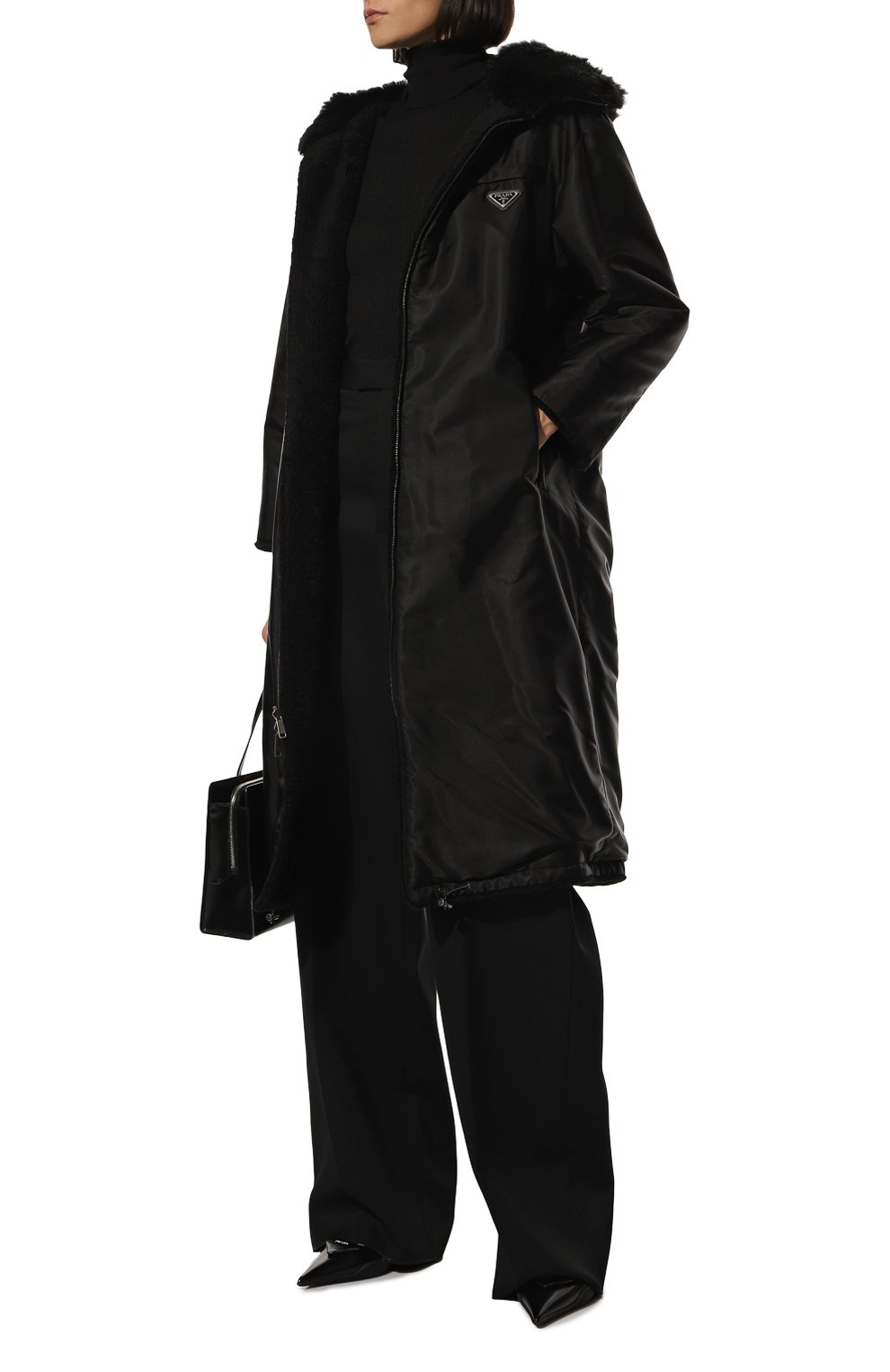Двусторонняя парка PRADA черного цвета по цене 1050000 руб., арт. 56983M-1YDY-F0806, фото 2 Двусторонняя парка PRADA, арт. 56983M-1YDY-F0806, фото 2