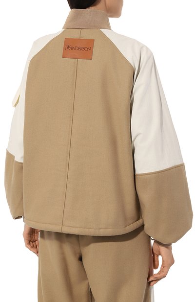 Утепленная куртка JW ANDERSON бежевого цвета по цене 73150 руб., арт. JK0251 PG1364, фото 4 Утепленная куртка JW ANDERSON, арт. JK0251 PG1364, фото 4