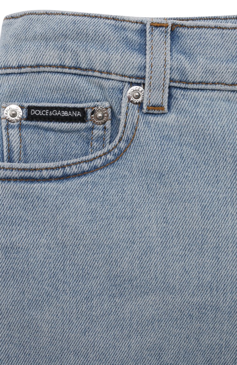 Детские джинсовые шорты DOLCE & GABBANA голубого цвета, арт. L42Q96/LDC13 | Фото 4 (Нос: Не проставлено; Материал внешний: Хлопок, Деним; Кросс-КТ: Деним; Автоматизация состава: Проставлено; Ростовка одежда: 8 лет | 128 см, 10 - 11 лет | 140 - 146см, 12 лет | 152 см, 2 года | 92 см, 3 года | 98 см, 13 - 15 лет | 158 см, 4 года | 104 см, 5 лет | 110 см, 6 лет | 116 см)