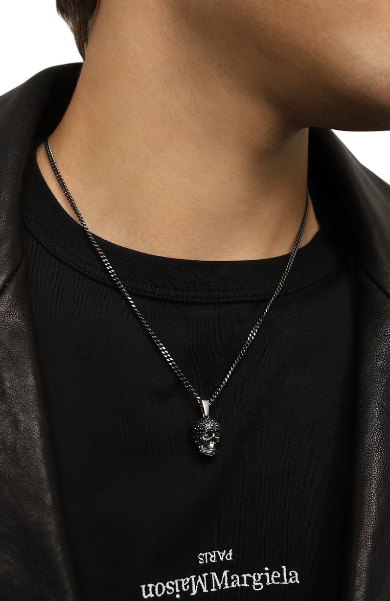 Мужского кулон на цепочке ALEXANDER MCQUEEN серебряного цвета, арт. 689415/I94VY | Фото 2 (Нос: Не проставлено; Региональные ограничения белый список (Axapta Mercury): Не проставлено; Материал: Металл)