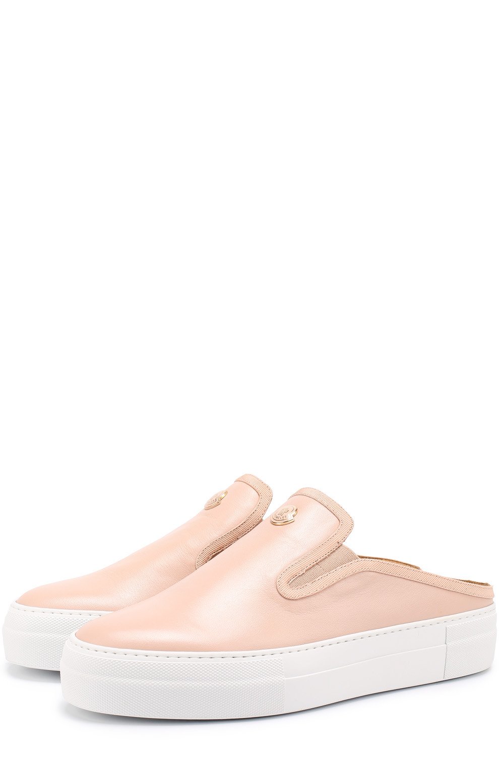 Кожаные сабо с логотипом бренда MONCLER бежевого цвета по цене 29150 руб., арт. C1-09A-20267-00-01896, фото 1 Кожаные сабо с логотипом бренда MONCLER, арт. C1-09A-20267-00-01896, фото 1