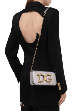 Женская сумка dg girls DOLCE & GABBANA серебряного цвета, арт. BB6885/AW121 | Фото 2 (Женское Кросс-КТ: Вечерняя сумка; Сумки-технические: Сумки через плечо; Ремень/цепочка: С цепочкой; Материал: Натуральная кожа; Материал сплава: Проставлено; Размер: mini; Драгоценные камни: Проставлено)