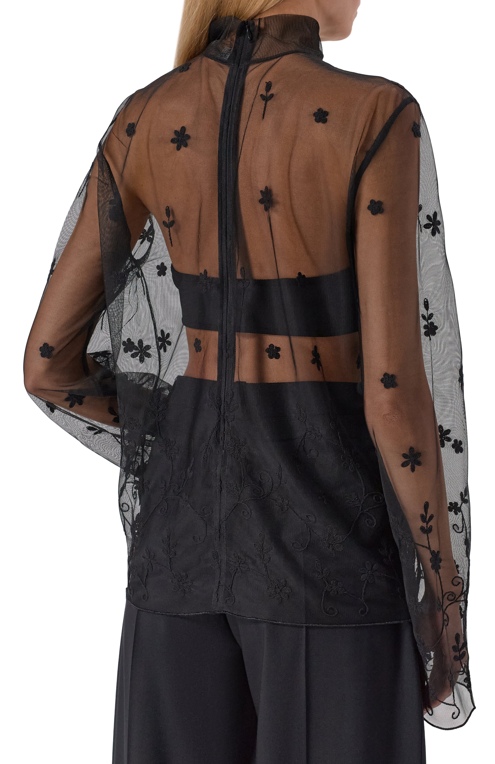 Топ TOTEME черного цвета по цене 72500 руб., арт. 253-WRT0546-FB0431, фото 4 Топ TOTEME, арт. 253-WRT0546-FB0431, фото 4