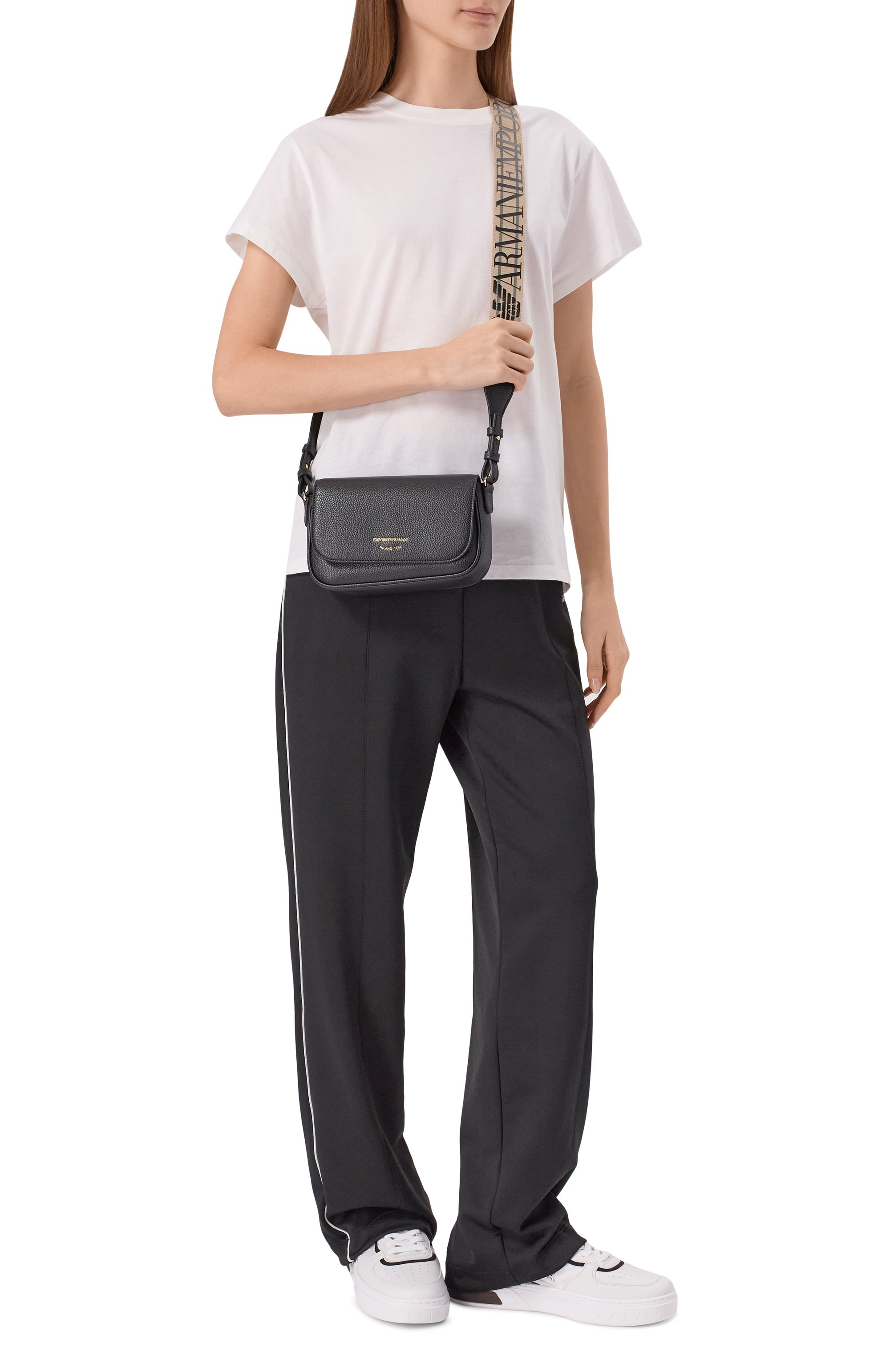 Сумка EMPORIO ARMANI черного цвета по цене 26000 руб., арт. EW000538/AF12103, фото 7 Сумка EMPORIO ARMANI, арт. EW000538/AF12103, фото 7