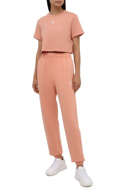 Хлопковая футболка ADIDAS ORIGINALS розового цвета по цене 2130 руб., арт. H37883, фото 2 Хлопковая футболка ADIDAS ORIGINALS, арт. H37883, фото 2