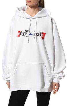 Мужского хлопковое худи VETEMENTS белого цвета, арт. UA53HD240W | Фото 7 (Региональные ограничения белый список (Axapta Mercury): Не проставлено; Принт: С принтом; Мужское Кросс-КТ: Худи-одежда; Нос: Не проставлено; Стили: Спорт-шик)