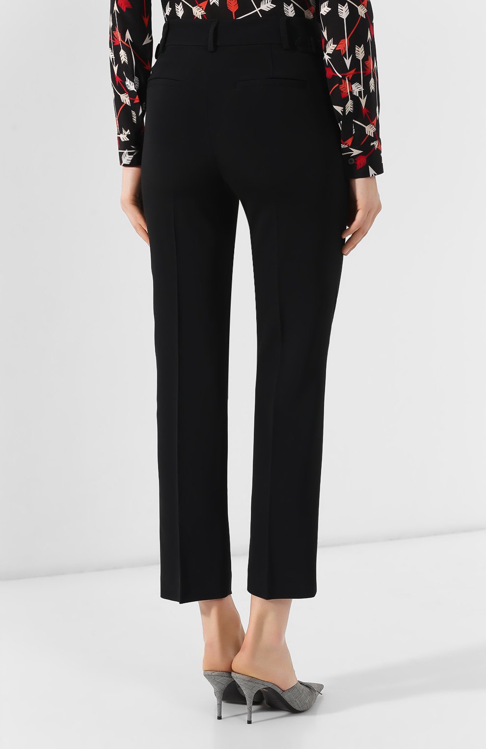 Брюки со стрелками REDVALENTINO черного цвета по цене 36100 руб., арт. SR3RBB10/2EU, фото 4 Брюки со стрелками REDVALENTINO, арт. SR3RBB10/2EU, фото 4