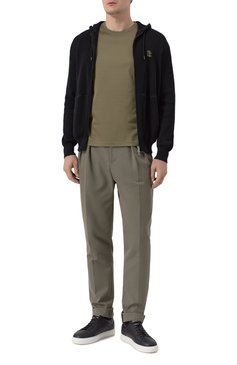 Мужской хлопковый кардиган BRUNELLO CUCINELLI черного цвета, арт. M29200416G | Фото 2 (Рукава: Длинные; Материал сплава: Проставлено; Драгоценные камни: Проставлено; Длина (для топов): Стандартные; Мужское Кросс-КТ: Кардиган-одежда; Стили: Кэжуэл; Материал внешний: Хлопок)