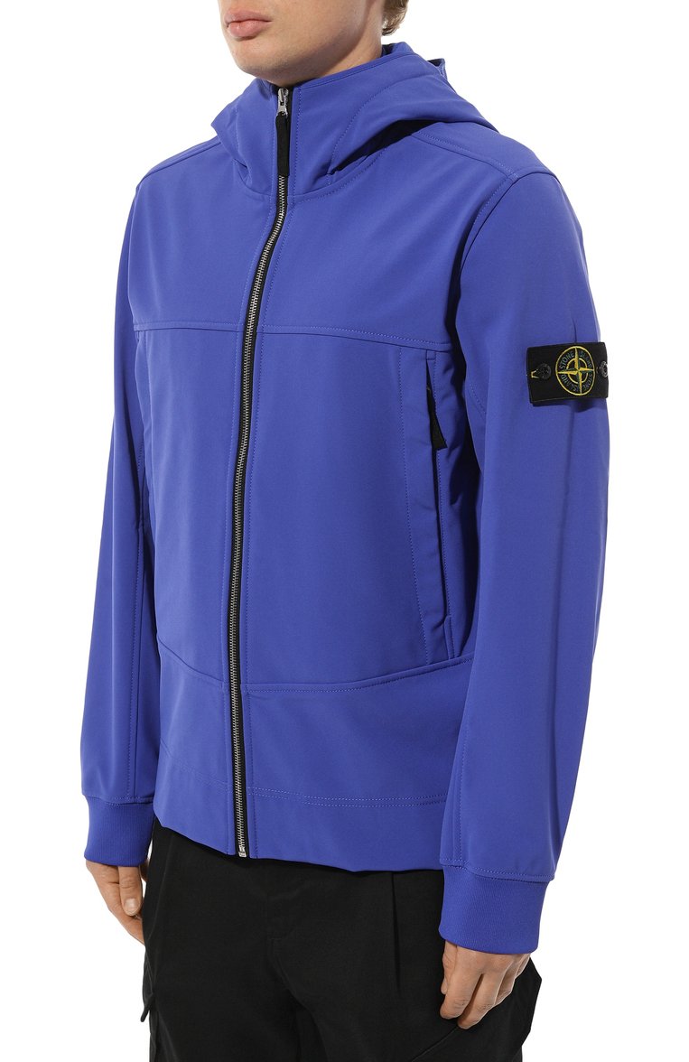 Мужская куртка STONE ISLAND синего цвета, арт. 7515Q0122 | Фото 3 (Кросс-КТ: Куртка, Ветровка; Рукава: Длинные; Материал внешний: Синтетический материал; Материал сплава: Проставлено; Материал подклада: Синтетический материал; Драгоценные камни: Проставлено; Длина (верхняя одежда): Короткие; Стили: Кэжуэл)