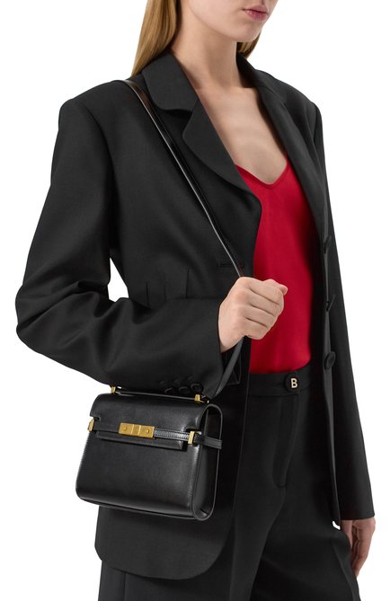 Женская сумка manhattan mini SAINT LAURENT черного цвета, арт. 727766/0SX0W | Фото 2 (Материал: Натуральная кожа; Ремень/цепочка: На ремешке; Размер: mini; Автоматизация ТО: Проставлено; Автоматизация состава: Проставлено)