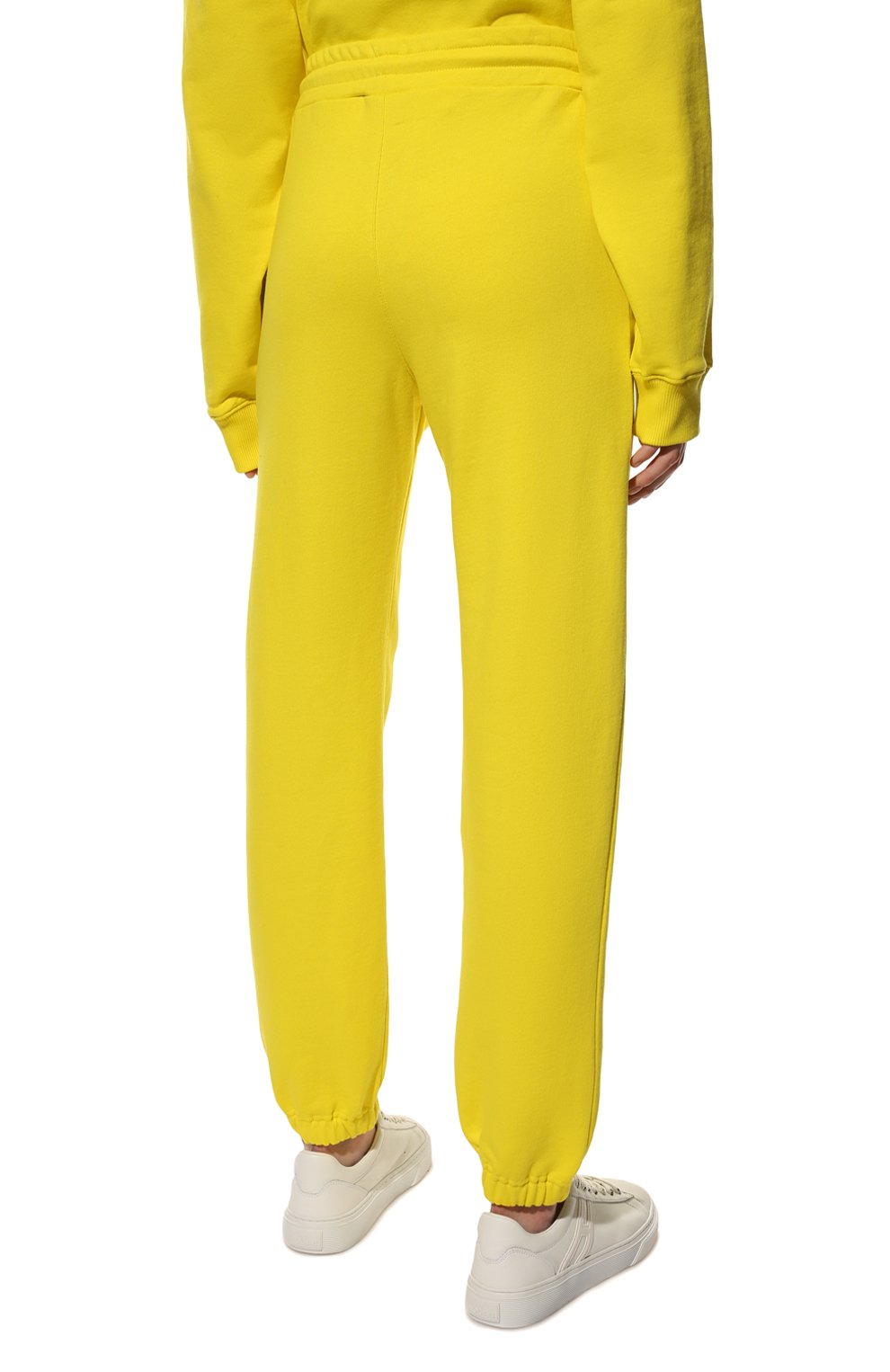 Хлопковые джоггеры MSGM желтого цвета по цене 24550 руб., арт. 3241MDP500 227299, фото 4 Хлопковые джоггеры MSGM, арт. 3241MDP500 227299, фото 4