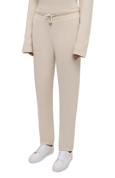 Брюки из кашемира и шелка LORO PIANA кремового цвета по цене 284000 руб., арт. FAL8599, фото 3 Брюки из кашемира и шелка LORO PIANA, арт. FAL8599, фото 3