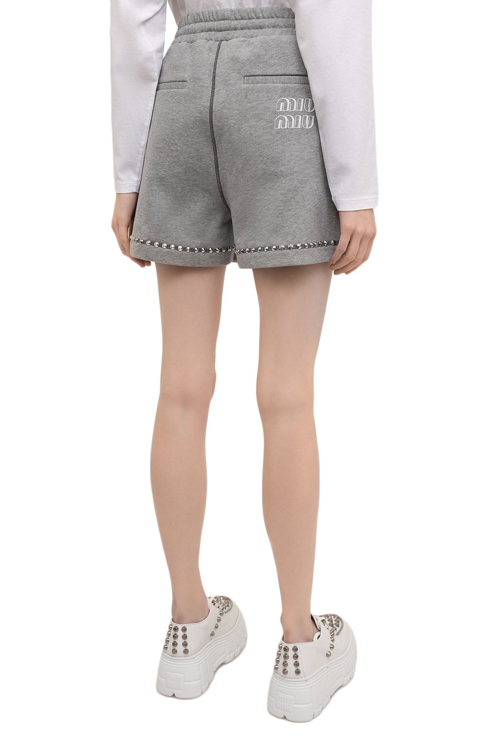 Хлопковые шорты MIU MIU серого цвета по цене 120000 руб., арт. MJP267-1Z9J-F0031, фото 4 Хлопковые шорты MIU MIU, арт. MJP267-1Z9J-F0031, фото 4