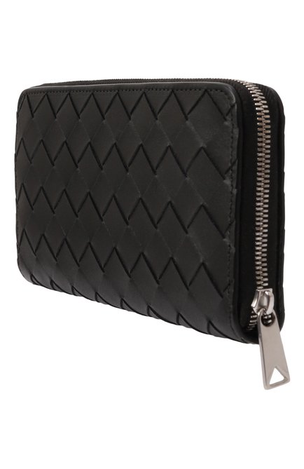 Мужской кожаное портмоне BOTTEGA VENETA черного цвета, арт. 814838/VCPQ6 | Фото 2 (Материал: Натуральная кожа; Материал сплава: Проставлено; Нос: Не проставлено)